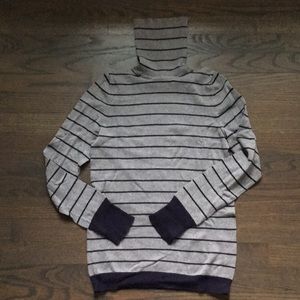 Gap navy and gray striped turtleneck sweater